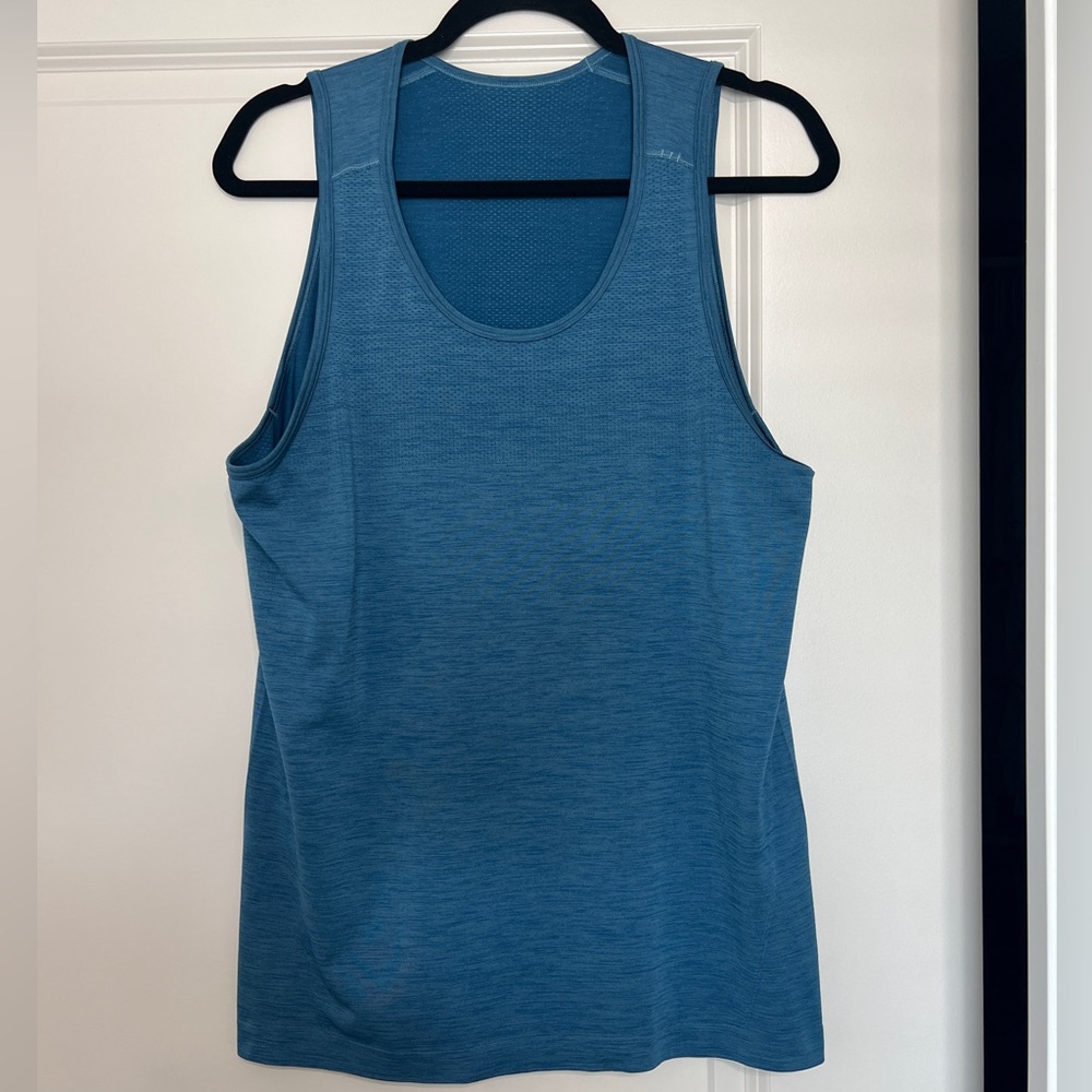 Lululemon Metal Vent Tech Tank - M